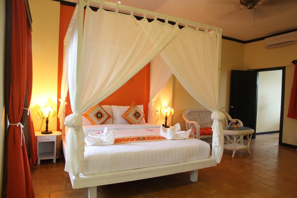 Residence Indochine Suite Ciudad de Siem Riep Habitación foto